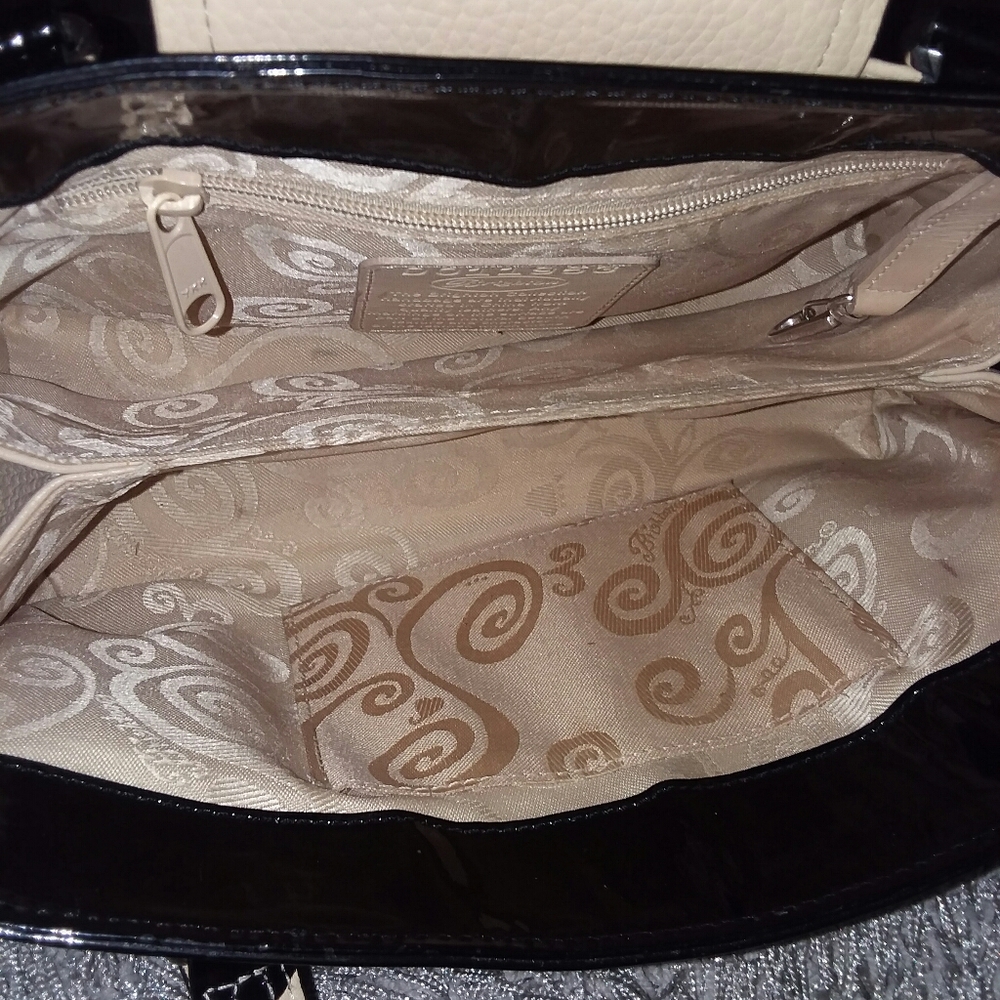 Brighton, "Paulette" Creme/Black Leather Shoulder - Picture 7 of 8
